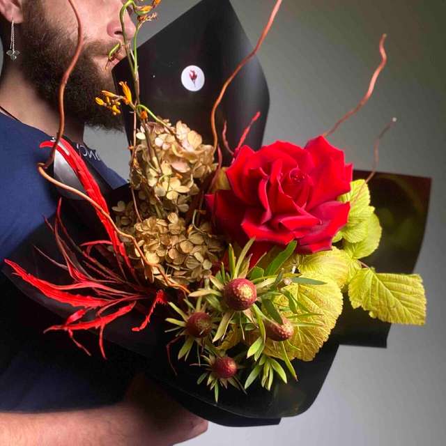 Армен снова в деле