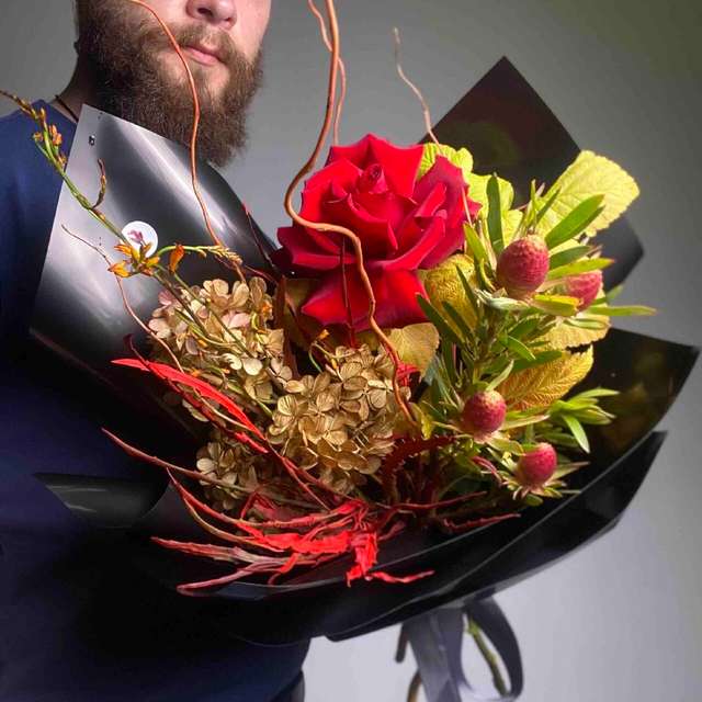 Армен снова в деле